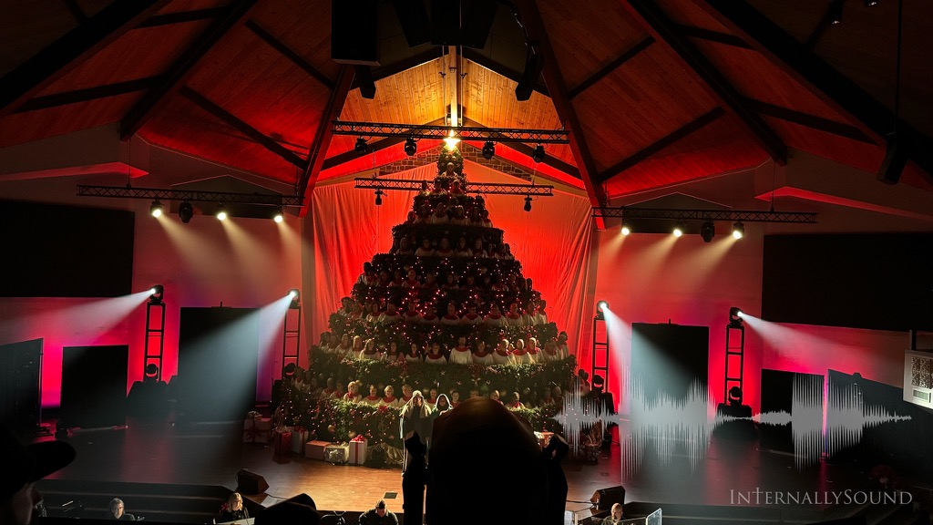 e_2023_12_07_Abeline_Signing_Christmas_Tree_Augusta_GA_53