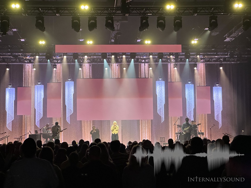 e_2024_10_14_Celebrators_Pigeon_Forge_TN_80