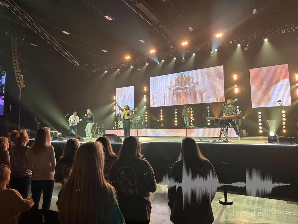 e_2025_08_17_WOJ_2_Pigeon_Forge_Fall_Pigeon_Forge_TN_27