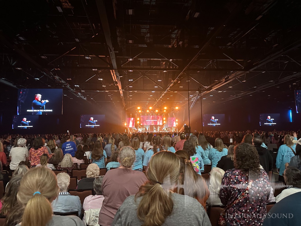 e_2025_08_17_WOJ_2_Pigeon_Forge_Fall_Pigeon_Forge_TN_35